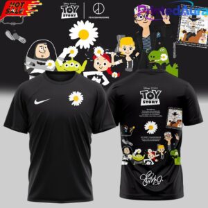 G-Dragon’s PEACEMINUSONE x TOY STORY Tee